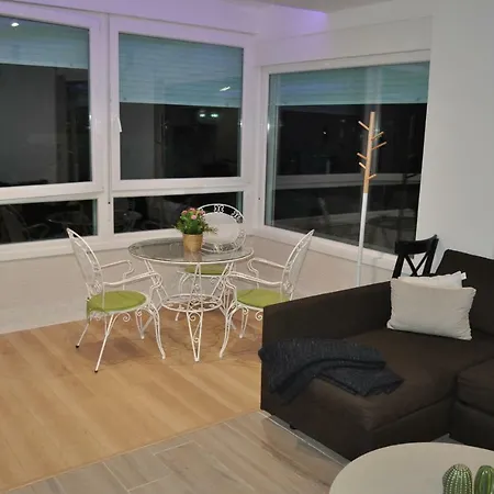 Premium Yumbo Wifi A/c *