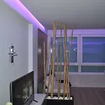 아파트 Premium Yumbo Wifi A/c 플라야 델 잉글스
